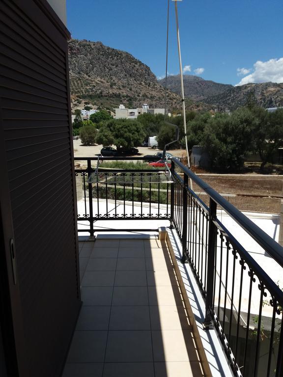 Oasis Studios Palaiochora Dış mekan fotoğraf